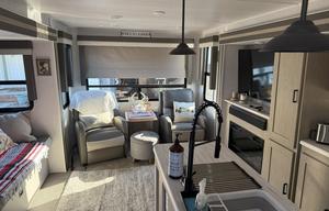 2023 Forest River Salem Platinum 32RETX TT