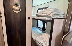 2022 Starcraft Autumn Ridge Single Axle 180BHS