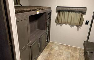 2017 CrossRoads RV Sunset Trail Super Lite SS331BH