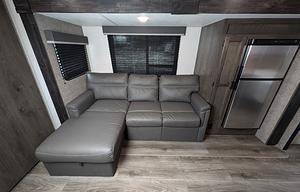 Starcraft Autumn Ridge | Comfy Modern Camper