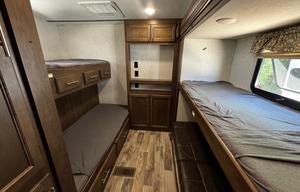 2019 Keystone RV Cougar Half-Ton Series 32BHS RV rental photo 7