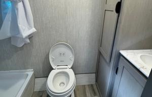 2025 Viking 25QBH