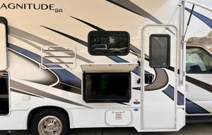 2022 Thor Motor Coach Magnitude GA22