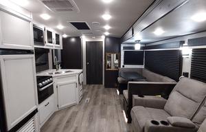 Fireside RV's 2021 Jayco White Hawk 27RB LMI1125