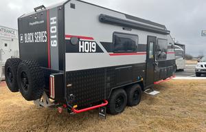 2022 Black Series Camper Black Series HQ19
