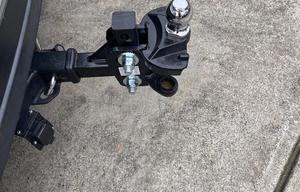 Light weight and easy to tow! Perfect for SUV.