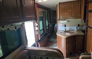 2015 Coachmen RV Leprechaun 317SA Ford 450