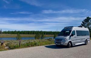 Chillux: 2014 Roadtrek Adventurous RS