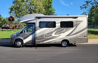 2020 Entegra Coach Qwest - Rusty's RV Adventure