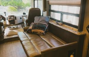 2019 Freedom Traveler—Spacious Family RV