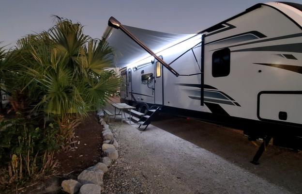 Matt and Candi's all inclusive family camper 2B2B