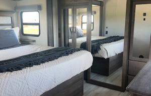 RV Rental, Delivery, & Set up
