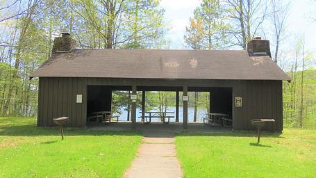 Spearhead Point Shelter