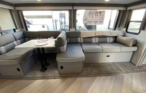 2022 Franklin Family RV - We Deliver & Setup !