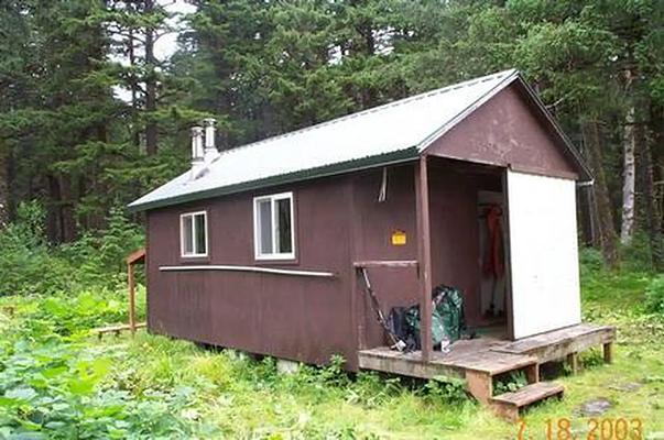 C06, Loop: AREA BEACH RIVER CABIN
