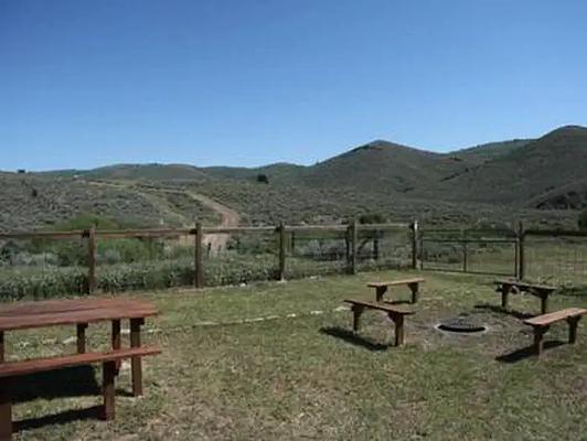 001, Loop: STUMP CREEK GUARD STATION