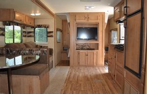 27 ft Bunkhouse Travel Trailer w/Slide out