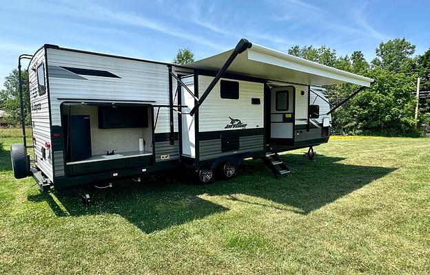 2022 Jayco Jay Flight with Bunkhouse