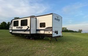 2022 CrossRoads RV Zinger Lite ZR270BH