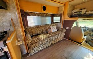 Beautiful, Spacious, Easy Driving Winnebago!