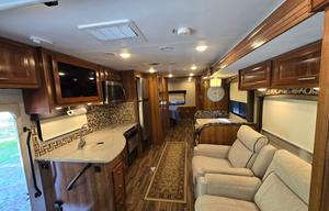 2018 Coachmen RV Mirada 31FW RV rental photo 4