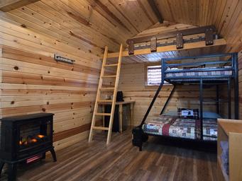 Bear Den Cabins & Camp