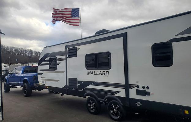 Jon and Ash's kid & pet friendly RV Rental
