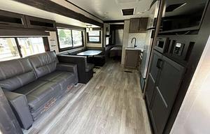 Family Friendly 2022 Jayco Jay Flight - Sleeps 10