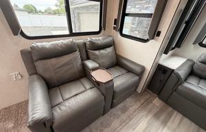 2021 Winnebago Voyager 3134RL RV rental photo 2