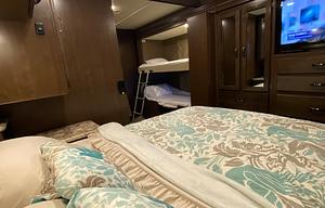 2019 Thor Freedom Elite Bertha the Big House on wheels