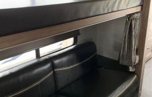 2018 Le 3251DS RV rental photo 6