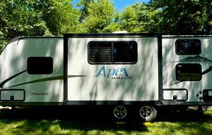 2016 Coachmen RV Apex Ultra-Lite