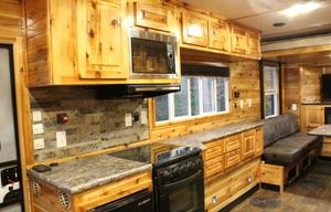 2023 Ice Castle Fish Houses Ice Castle Fish Houses Grand Outdoor RV rental photo 10