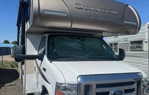 'Quinn' 2018 Thor Motor Coach Quantum WS31
