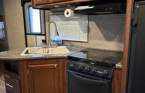 2016 Heartland Wilderness 2850BH