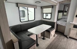2022 Shadow Cruiser 240BHS RV rental photo 12