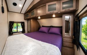 Spacious Bunkhouse - Pet Friendly - Off Grid