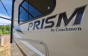 Coachmen Prism Elite Glide