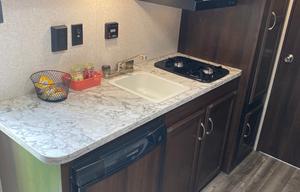 2018 Jayco Jay Flight 21QB RV rental photo 9