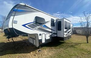 2021 Keystone RV Fuzion 424
