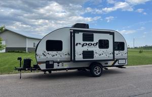 Stylish, compact camper, sleeps 4, lots of options