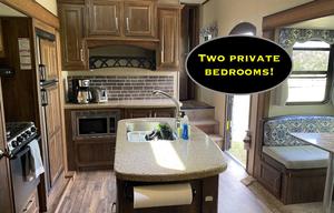 Luxury Desert Wanderer-Two Private Bedrooms