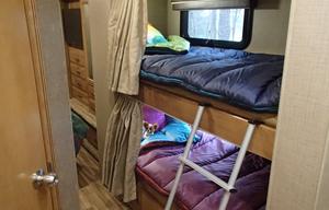 350 mi Per Day in a 2017 Thor with Bunk Beds!!