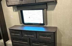Brand New Glamping 5th Wheel- No Towing Necessary