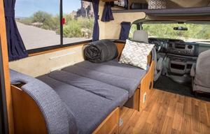 2014 Thor Motor Coach Four Winds Majestic