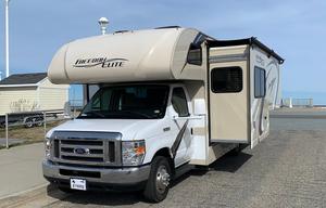 "Tiny" 2019 Thor Motor Coach Freedom Traveler 24HE