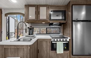 Outpost - 2022 Forest River RV Wildwood 31KQBTS