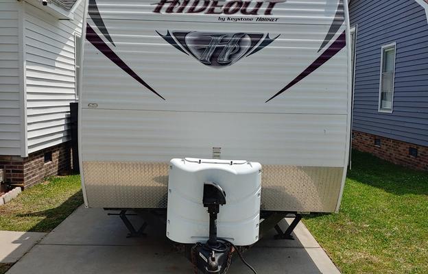 2014 Keystone RV Hideout 27RBS