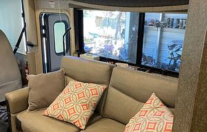 2019 Thor Motor Coach Outlaw 38MB Haul your Toys!