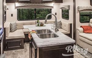 2019 Venture RV SportTrek 252VRD